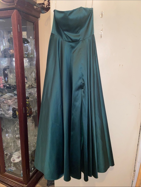 Faviana Dresses & Skirts - Faviana Size 4 Green Satin Strapless Formal Gown